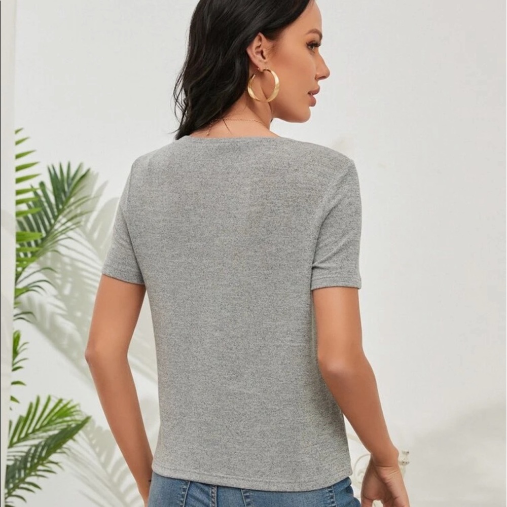 GUIPURE LACE INSERT TEE - Picture 2 of 6